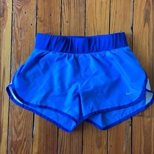 Nike girls shorts